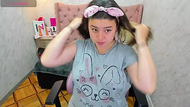 Lianngrace online show from 21, 11, 2025