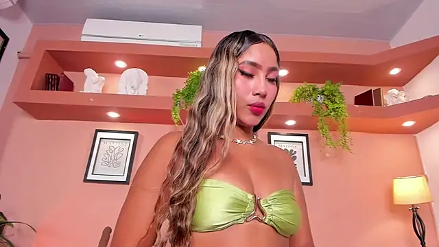 SofiaBennett  online show from 4, 12, 2025