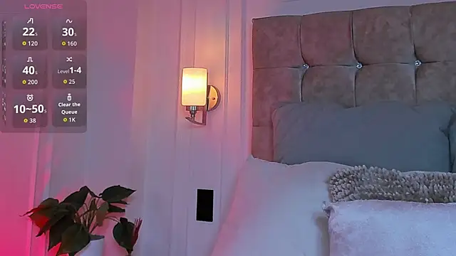 Snapshot of JasmineRoss_1 chatting on 20, 12, 2025 JasmineRoss 1 online show from 20, 12, 2025