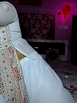 Snapshot of srijashemale chatting on 11, 10, 2025 srijashemale online show from 11, 10, 2025