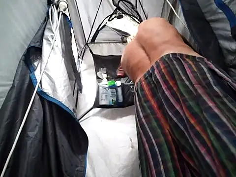 Snapshot of iswimnaked007 chatting on 16, 3, 2026 iswimnaked007 online show from 16, 3, 2026