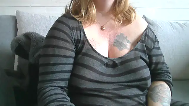 Snapshot of sizha6 chatting on 21, 10, 2025 sizha6 online show from 21, 10, 2025