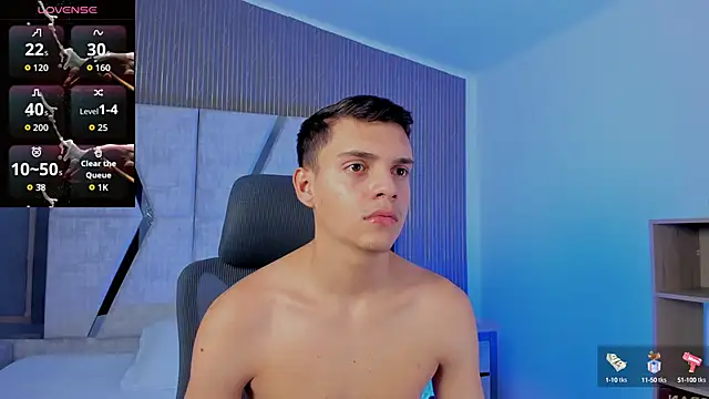 Snapshot of JacobRoberts1 chatting on 13, 10, 2025 JacobRoberts1 online show from 13, 10, 2025