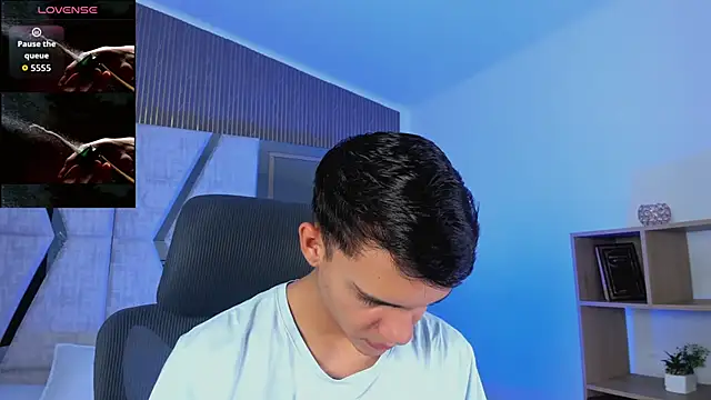 Snapshot of JacobRoberts1 chatting on 16, 10, 2025 JacobRoberts1 online show from 16, 10, 2025