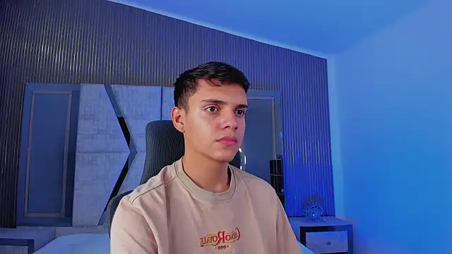 Snapshot of JacobRoberts1 chatting on 18, 10, 2025 JacobRoberts1 online show from 18, 10, 2025