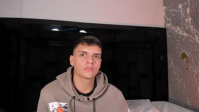 Snapshot of JacobRoberts1 chatting on 24, 10, 2025 JacobRoberts1 online show from 24, 10, 2025