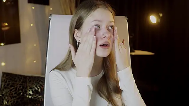 EveMundie online show from 7, 3, 2026