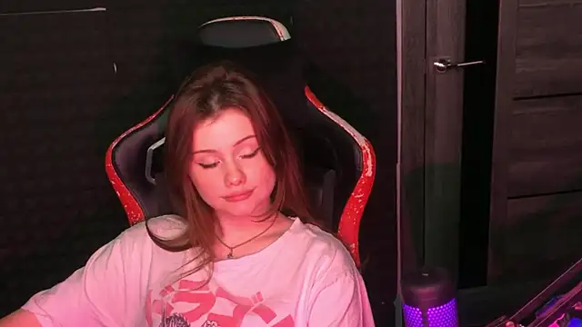 Snapshot of baby_Milaaaaaaa chatting on 23, 2, 2025 baby Milaaaaaaa online show from 23, 2, 2025