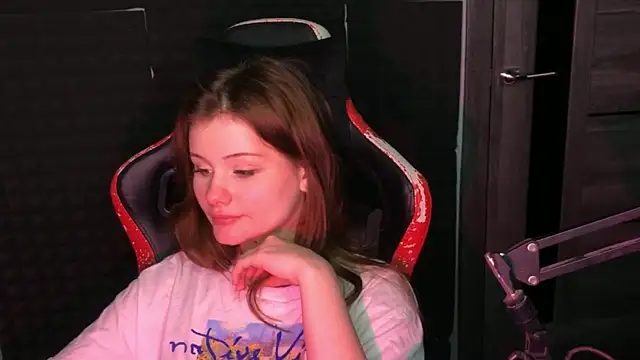 Snapshot of baby_Milaaaaaaa chatting on 3, 3, 2025 baby Milaaaaaaa online show from 3, 3, 2025