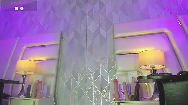 Snapshot of AnahisBennett chatting on 20, 11, 2025 AnahisBennett online show from 20, 11, 2025