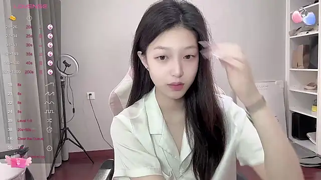 YaYa-521 online show from 14, 9, 2025