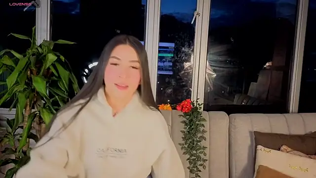 Snapshot of Ivanna_West chatting on 10, 10, 2025 Ivanna West online show from 10, 10, 2025