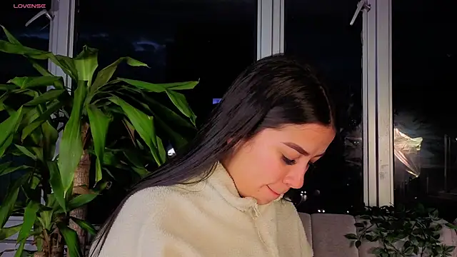 Snapshot of Ivanna_West chatting on 24, 10, 2025 Ivanna West online show from 24, 10, 2025