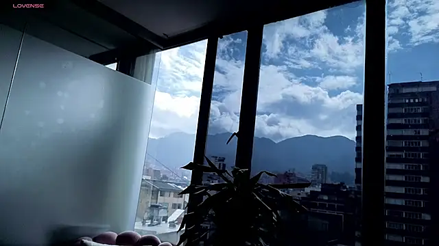 Snapshot of Ivanna_West chatting on 26, 10, 2025 Ivanna West online show from 26, 10, 2025