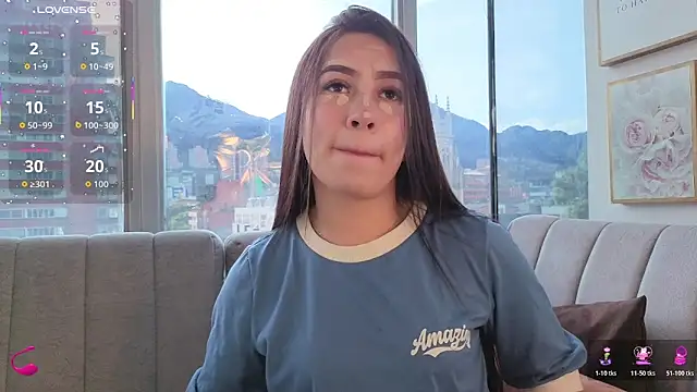 Snapshot of Ivanna_West chatting on 10, 11, 2025 Ivanna West online show from 10, 11, 2025