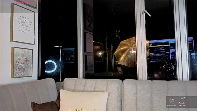 Ivanna West online show from 4, 2, 2026