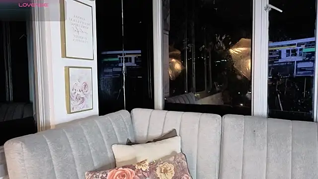 Ivanna West online show from 12, 2, 2026