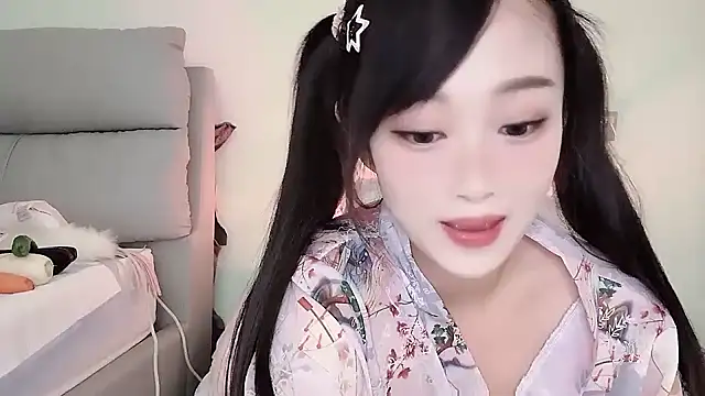 yueyue2003 online show from 20, 3, 2025