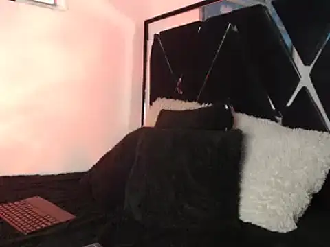 Smith boy 25 online show from 6, 3, 2025