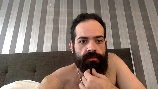 Snapshot of guccititi chatting on 11, 9, 2025 guccititi online show from 11, 9, 2025