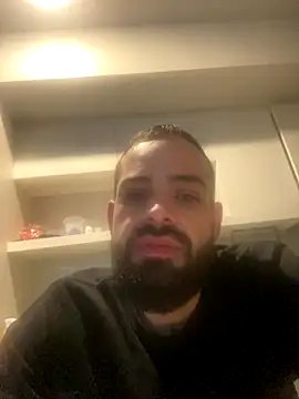 Snapshot of guccititi chatting on 26, 10, 2025 guccititi online show from 26, 10, 2025