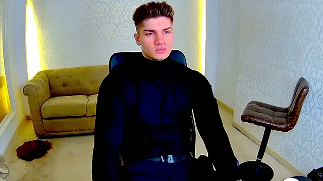 MaxKaiden online show from 22, 2, 2026