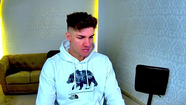 MaxKaiden online show from 1, 3, 2026