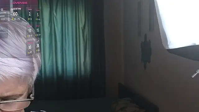 Sandra Snowflake online show from 15, 11, 2025