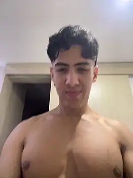 Snapshot of Taylercross chatting on 19, 3, 2025 Taylercross online show from 19, 3, 2025