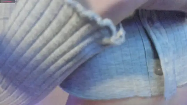 Snapshot of mey_baee chatting on 13, 11, 2025 mey baee online show from 13, 11, 2025