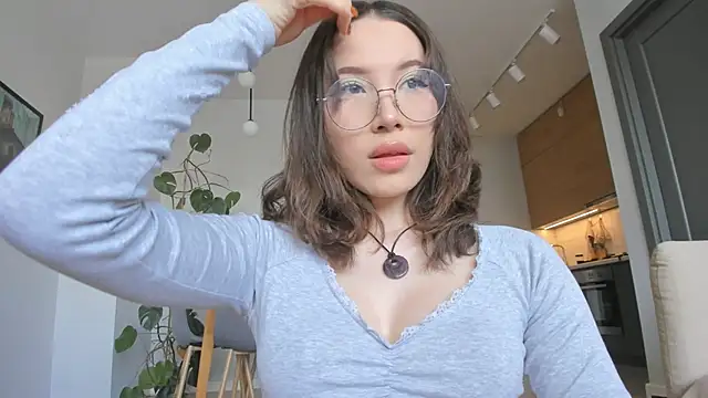 Snapshot of mey_baee chatting on 18, 2, 2026 mey baee online show from 18, 2, 2026