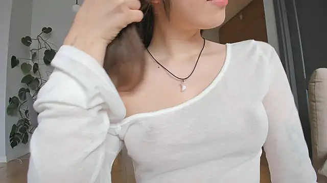 Snapshot of mey_baee chatting on 20, 3, 2026 mey baee online show from 20, 3, 2026