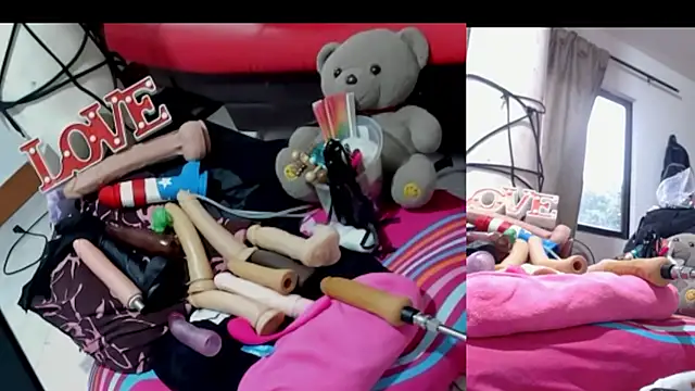 Snapshot of afroditacute15 chatting on 11, 10, 2025 afroditacute15 online show from 11, 10, 2025