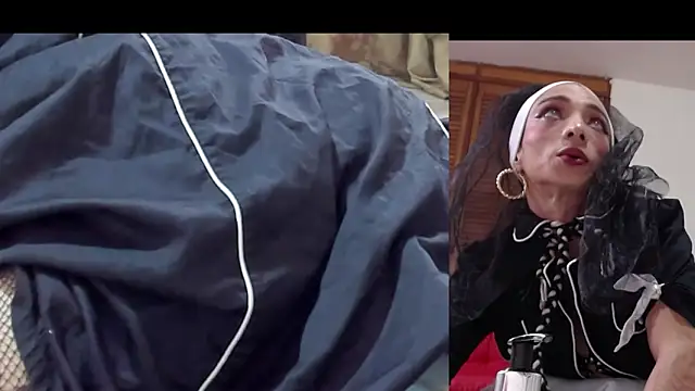 Snapshot of afroditacute15 chatting on 28, 10, 2025 afroditacute15 online show from 28, 10, 2025