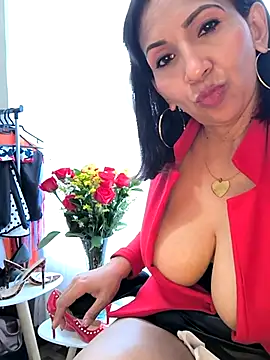 Mrsvictoriaaa online show from 5, 2, 2026