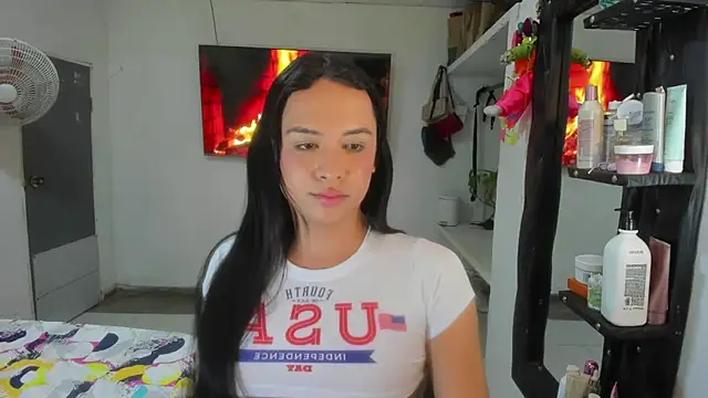 Ladyy Sweet22 online show from 14, 1, 2026