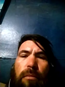 Snapshot of Holatpngo chatting on 1, 11, 2025 Holatpngo online show from 1, 11, 2025