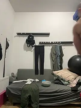 pesyelisa online show from 1, 3, 2025