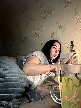 Snapshot of Naughtbaby_2025 chatting on 8, 10, 2025 Naughtbaby 2025 online show from 8, 10, 2025