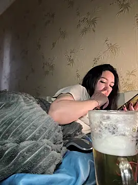 Snapshot of Naughtbaby_2025 chatting on 3, 11, 2025 Naughtbaby 2025 online show from 3, 11, 2025