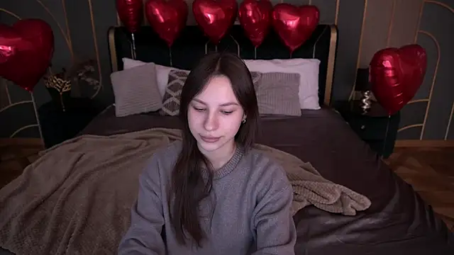 PaigePrado online show from 11, 2, 2026