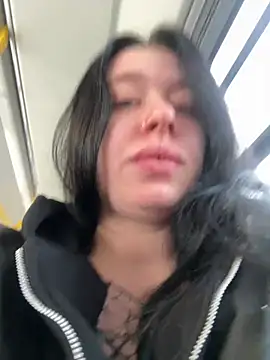 AlishaPrettyBlade online show from 8, 3, 2026