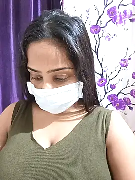 COZY ROZI online show from 22, 9, 2025