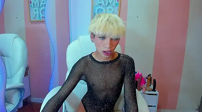 Snapshot of Danny_Luxx chatting on 17, 2, 2025 Danny Luxx online show from 17, 2, 2025