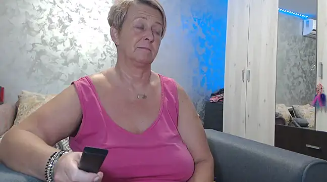 RosesandLillies online show from 24, 12, 2024