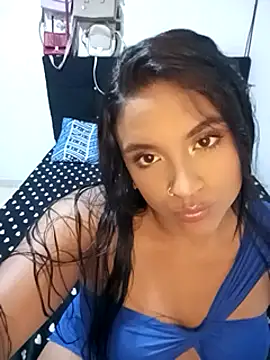 Snapshot of victoria_roussee chatting on 22, 2, 2025 victoria roussee online show from 22, 2, 2025