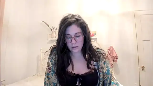 Rosiee69  online show from 22, 2, 2025