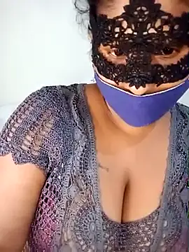 Crazy Dilu online show from 5, 3, 2025