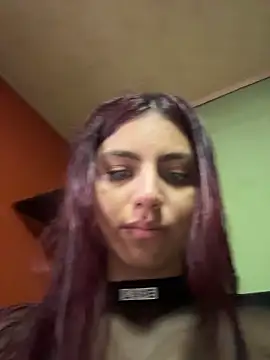 Emily-teen online show from 14, 2, 2026