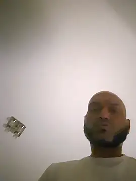 Snapshot of Mrnutella chatting on 25, 2, 2025 Mrnutella online show from 25, 2, 2025